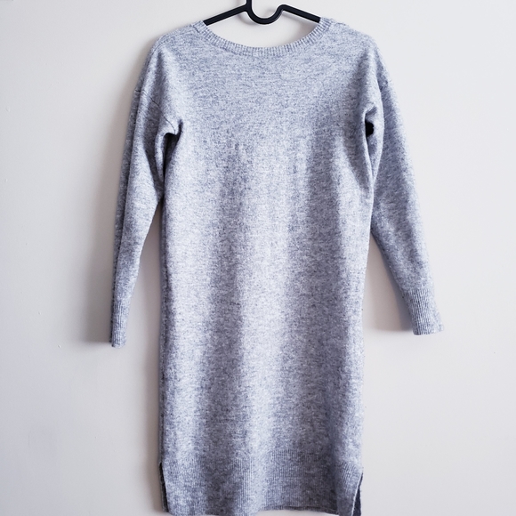 Aritzia Sweaters - WILFRED | Light Gray Sweater
